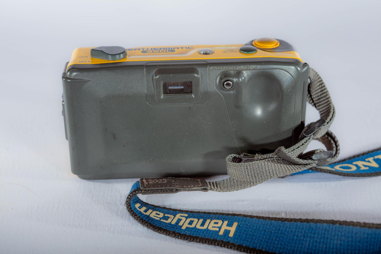 Vintage Minolta AF Weathermatic Film Camera Yellow Point and Shoot 35mm DL Tested Retro Photography Collectible Lens Japan Perfect Gift 90s