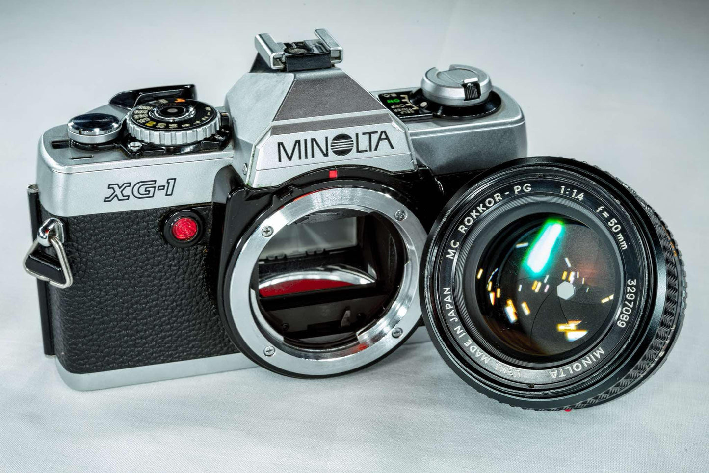 Beautiful Vintage Minolta Camera Set with Lenses 35mm Film Camera Photography Collector Gift Fully Manual SLR Kit Japan Professional Gift