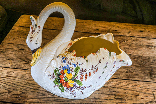 Bassano Swan Italy Serving Bowl Elegant Vintage Italian Porcelain Collectible Dinnerware Home Decor Perfect Gift Ceramics Collector Art