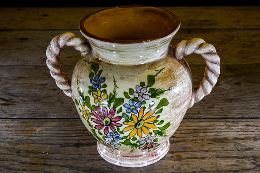 Vintage Ceramic Flower Pot with Hand-Painted Floral Design Unique Artistic Decorative Planter for Indoor Outdoor Use Pottery Home Décor Gift