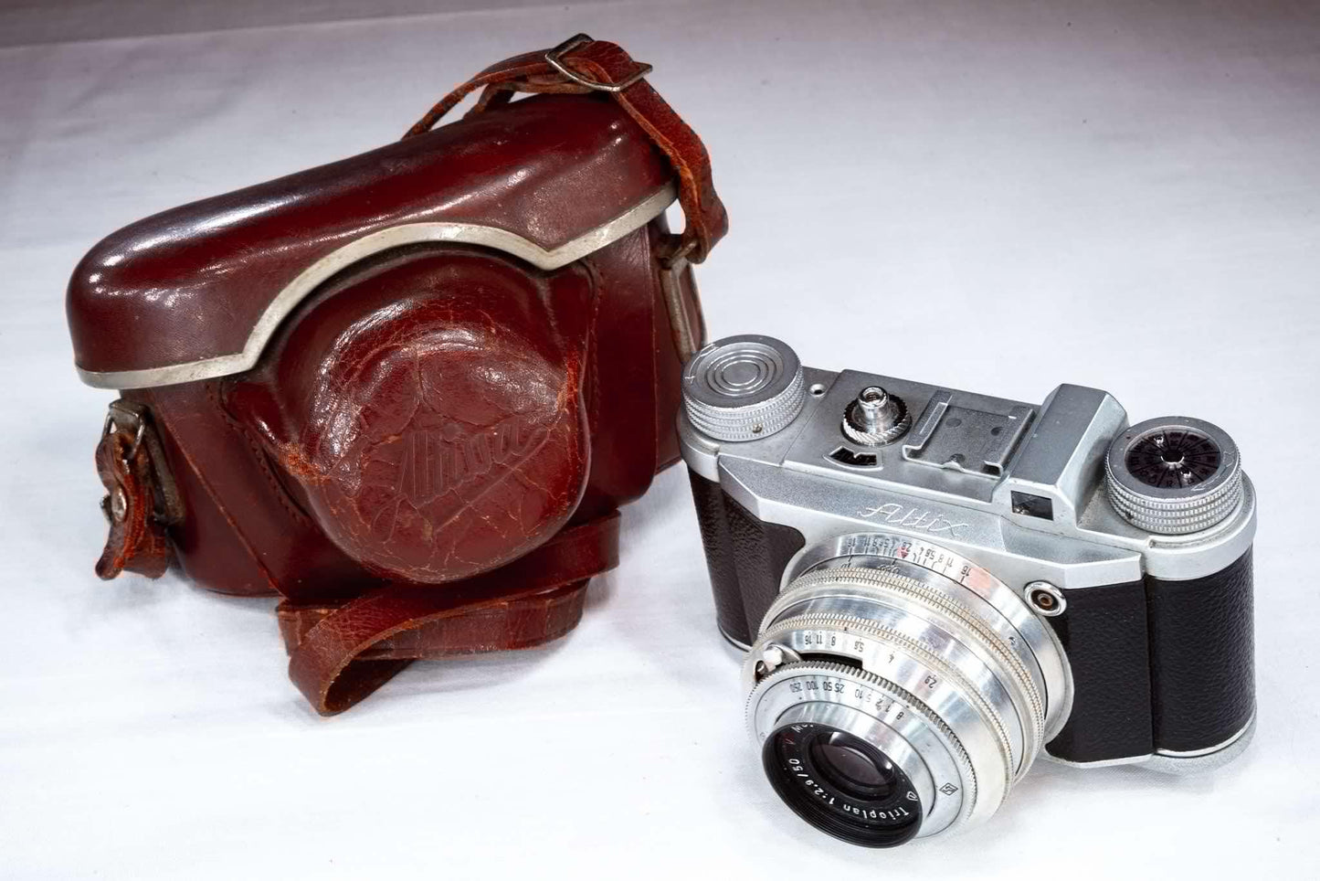 Antique Classic Vintage Altix Viewfinder Film Camera with Leather Case 1930s 35mm Germany Rare Perfect Gift For Photographers And Collectors