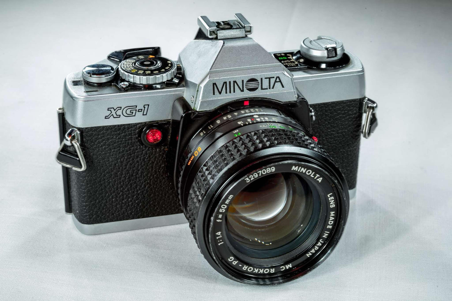 Beautiful Vintage Minolta Camera Set with Lenses 35mm Film Camera Photography Collector Gift Fully Manual SLR Kit Japan Professional Gift