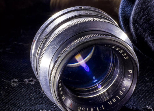 Weird! Vintage Lens erfect for Photographer Meyer-Optik Görlitz Primoplan 58mm f1.9 Red V Exakta 1950s, Antique, Great condition, For Analog