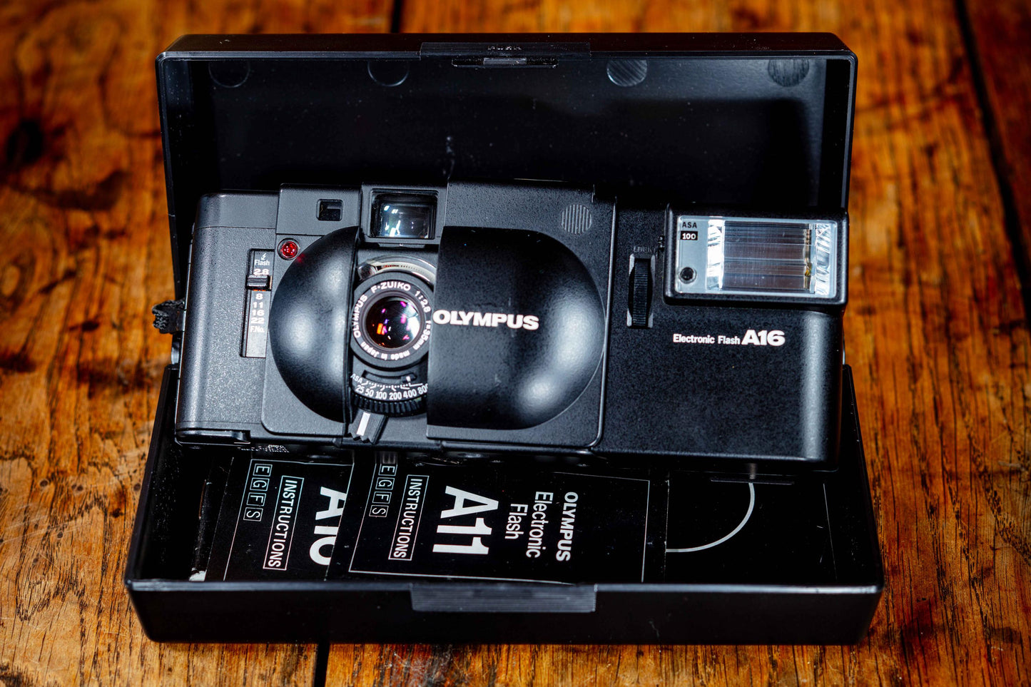 Vintage Olympus XA2 35mm F2.8 Rangefinder /A16/ Rare Leather VIP Set / Box / Documents Compact Film Camera Street Photography, Perfect Gift