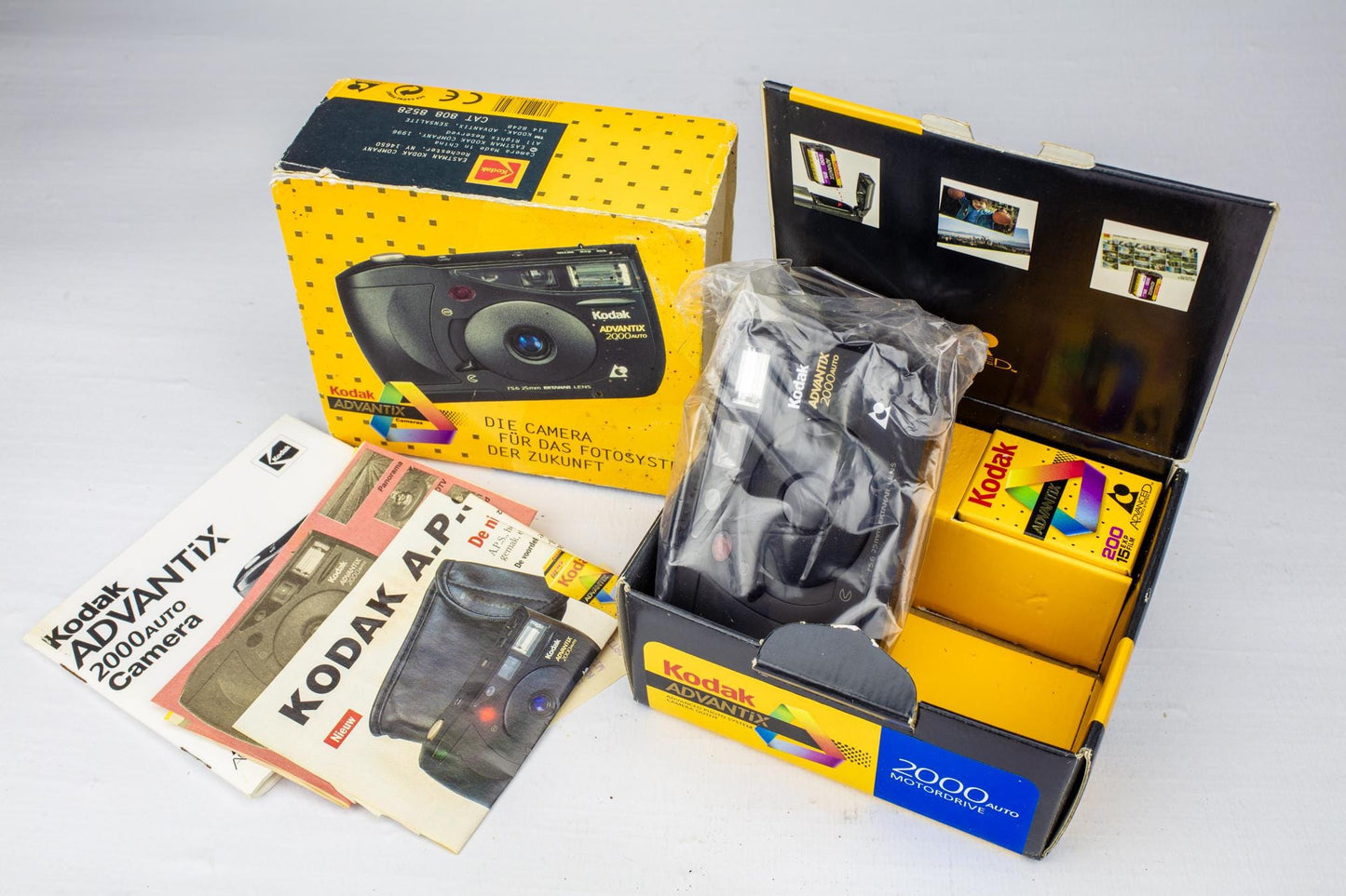 Kodak Advantix 2000 Car Camera Set with Box and Film Vintage 90s APS Retro Point and Shoot New Old Stock Collectable Perfect Gift Photo Art